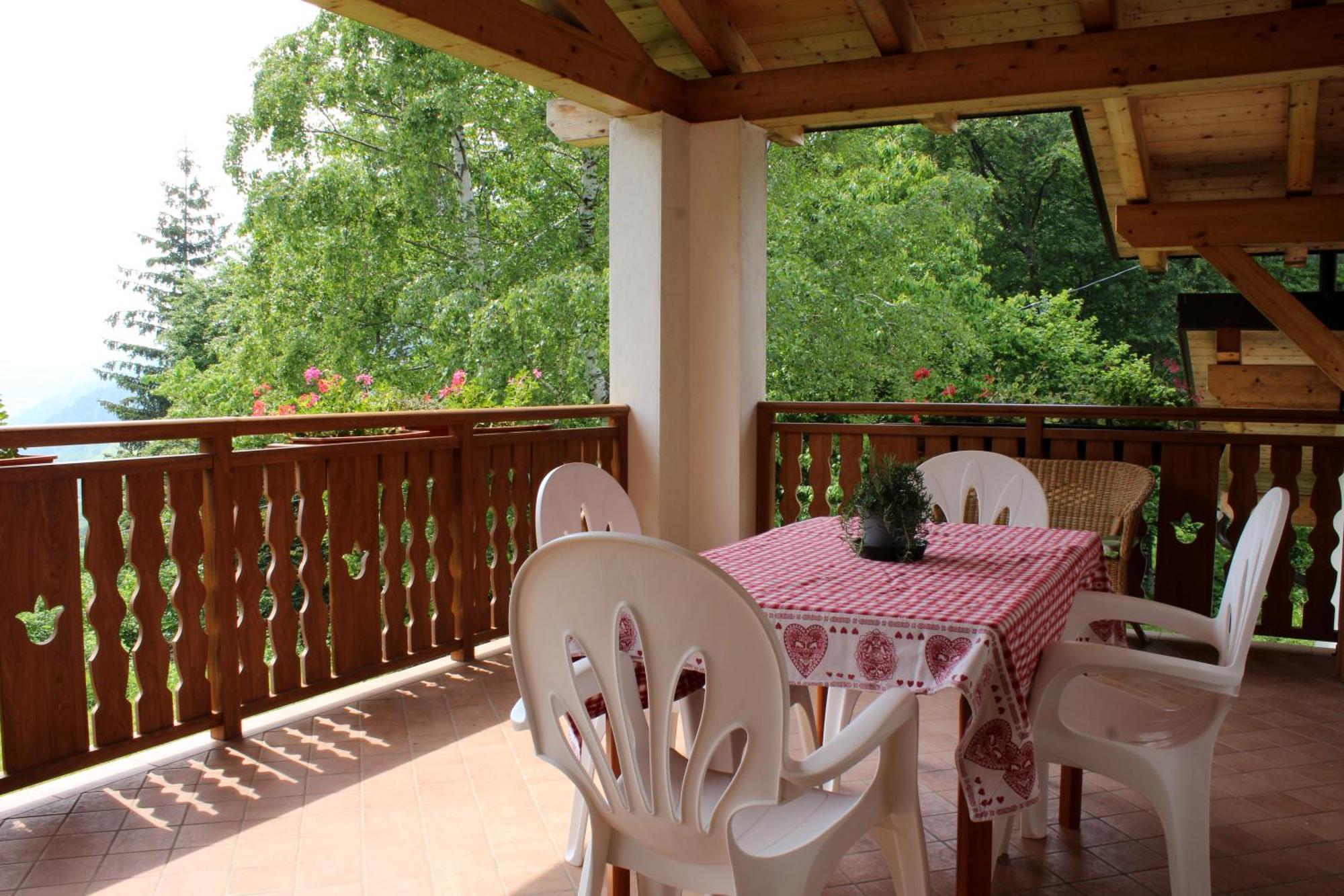 Appartamento Vacanze Bordala Ronzo-Chienis 外观 照片