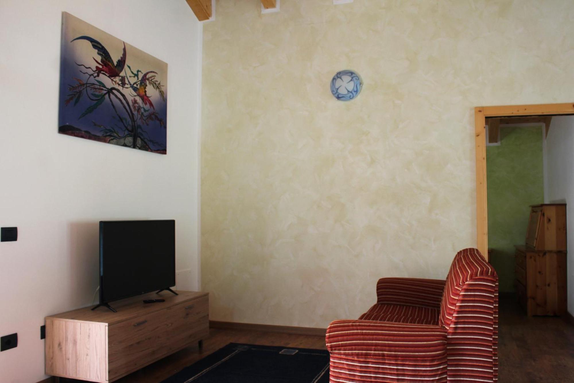 Appartamento Vacanze Bordala Ronzo-Chienis 外观 照片